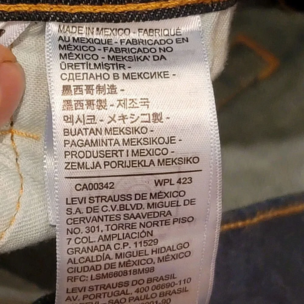 Levis levis 513